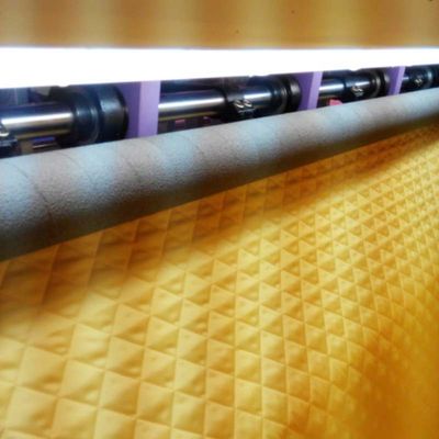 Hoog geproduceerde Multi Needle Lock Stitch Quilting Machine voor bedden en kleding